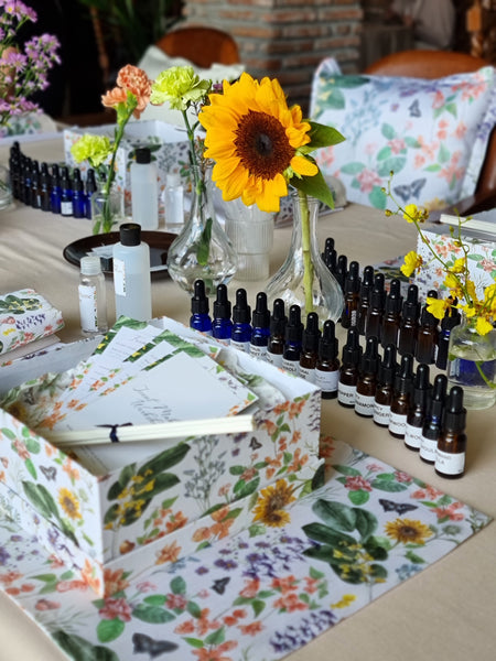 Perfume party (Private Workshop Outside Scent Studio)