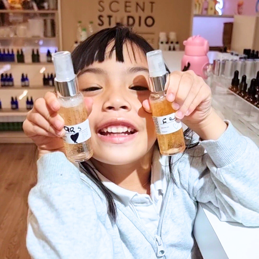 Little Perfumer: Scent Discovery & Cologne Making Workshop (1 child + 1 adult)